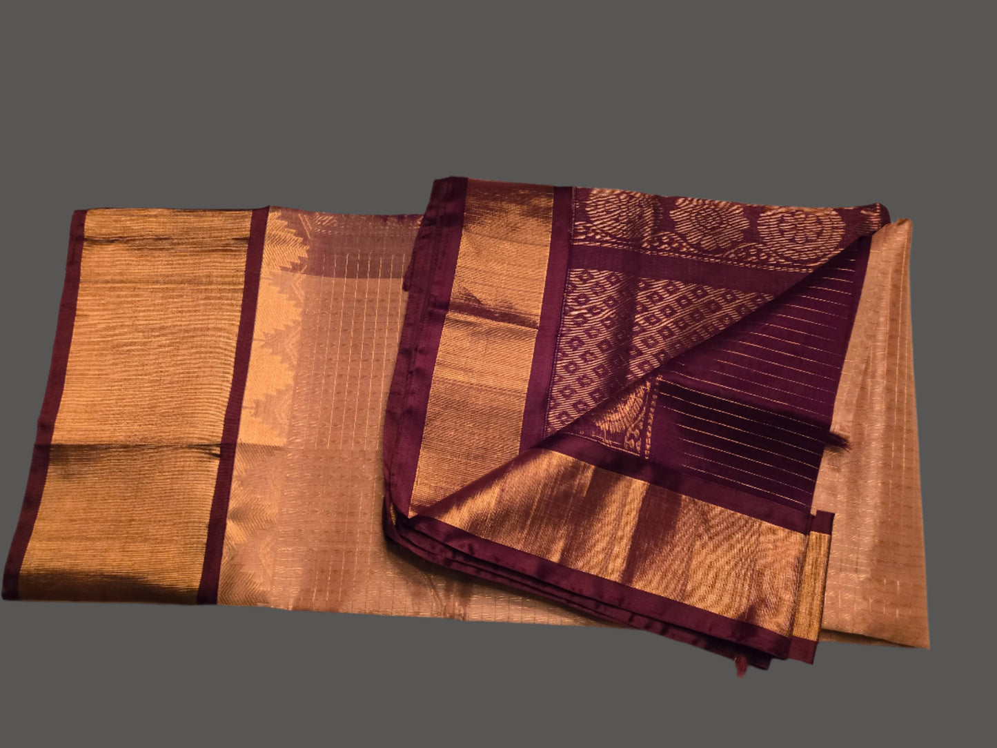 Pattu Pure Silk Handloom Saree in Cream and Red Kasavu Border – Rich Traditional Attire for Festive Occasions