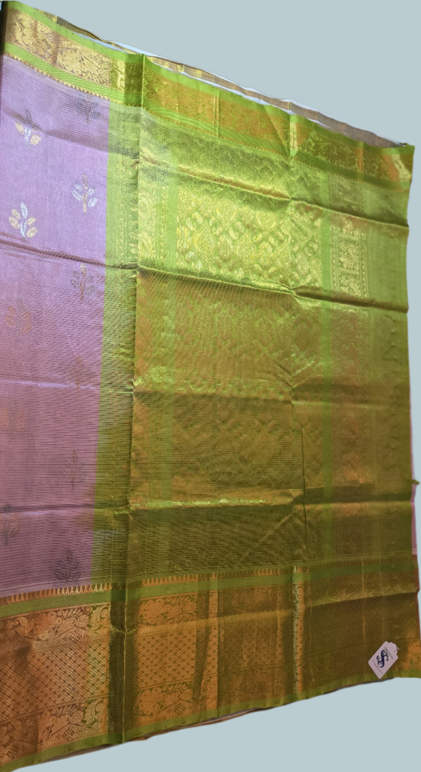 Pattu Handloom Saree in Pink with Green Contrast Border – Pure Silk Elegance for Festive Wear