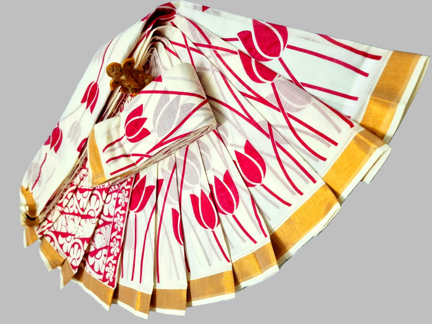 Traditional Indian Saree USA | Pure Cotton Sarees Buy from USA – Pure cotton saree with blouse | Lotus Print Saree