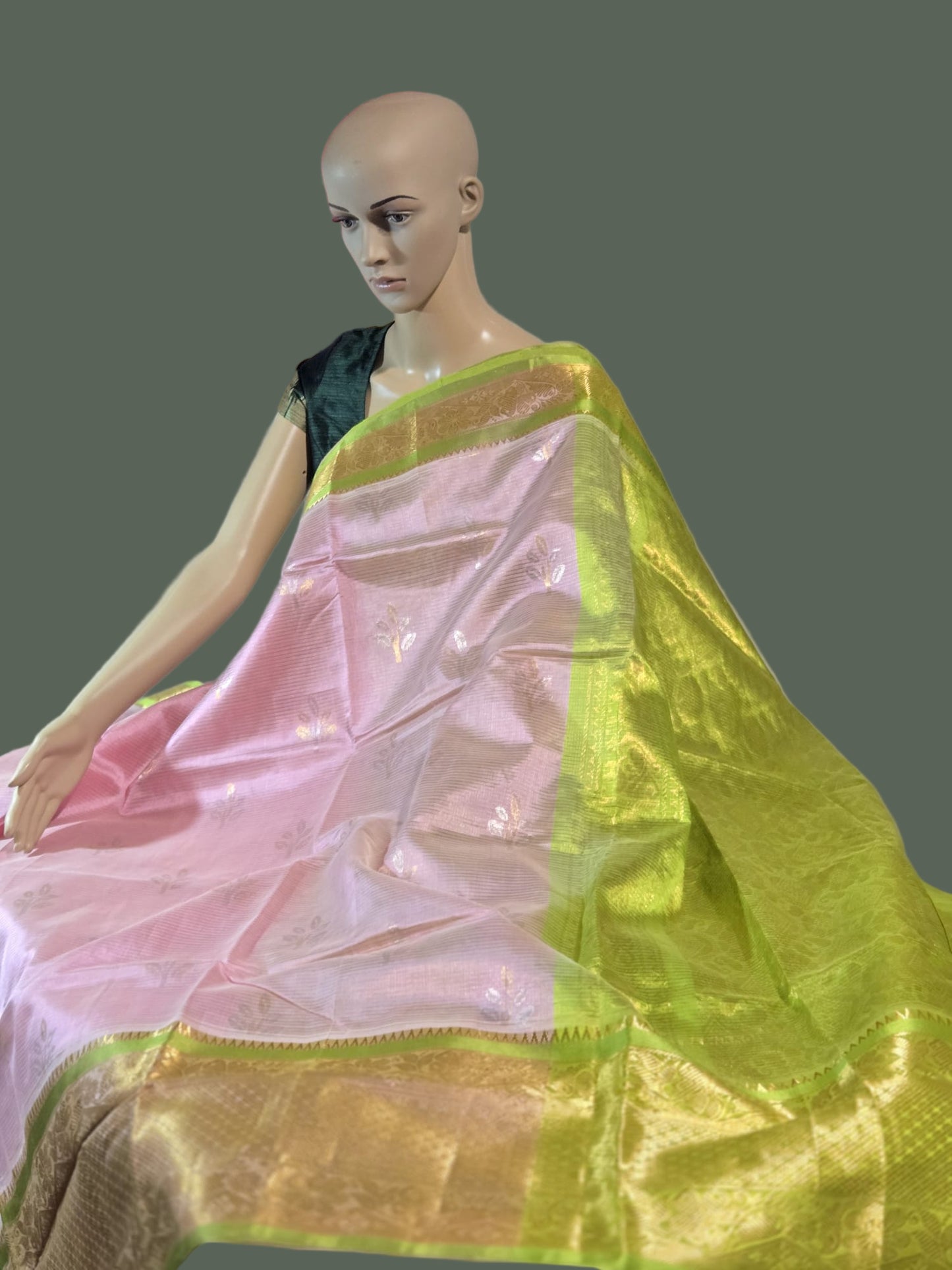 Pure Handloom Saree in Pink with Green Contrast Border – Pure Silk Elegance for Festive Wear