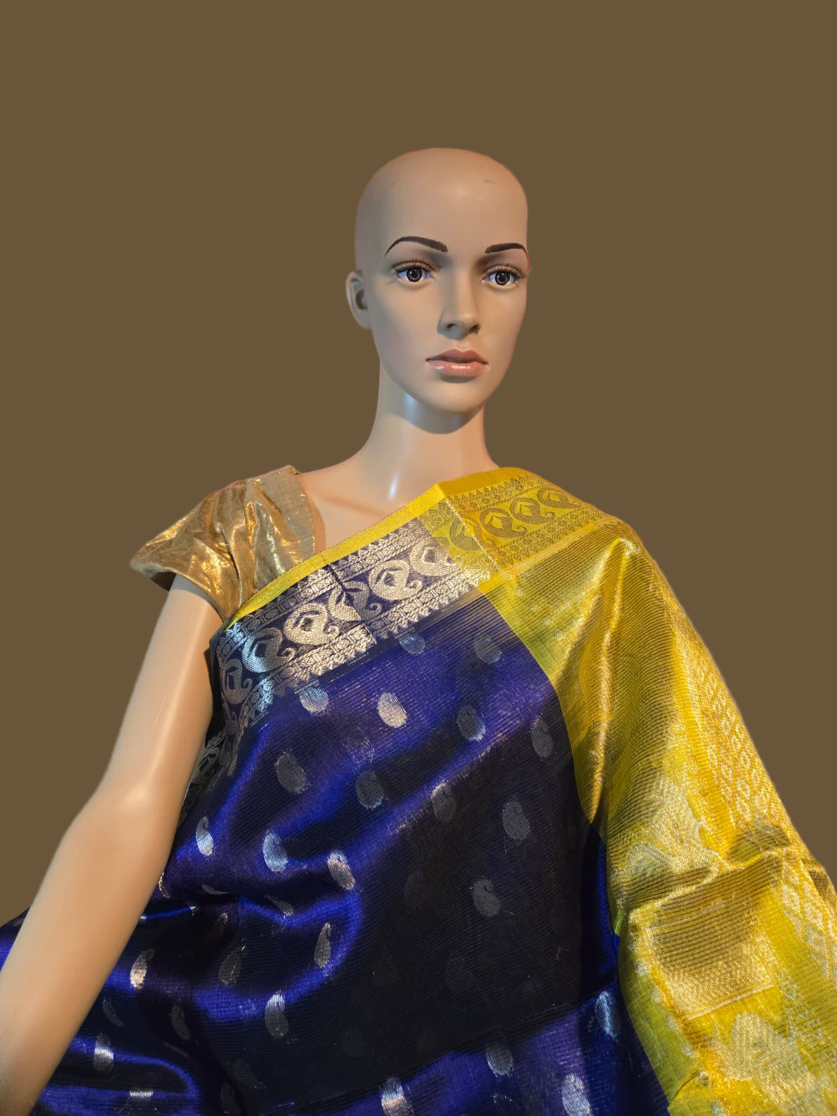 Pure Silk Handloom Saree in Blue with Silver Zari and Yellow Contrast Border – Traditional Elegance