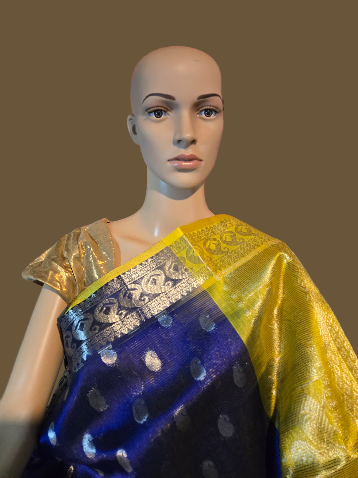 Pure Silk Handloom Saree in Blue with Silver Zari and Yellow Contrast Border – Traditional Elegance