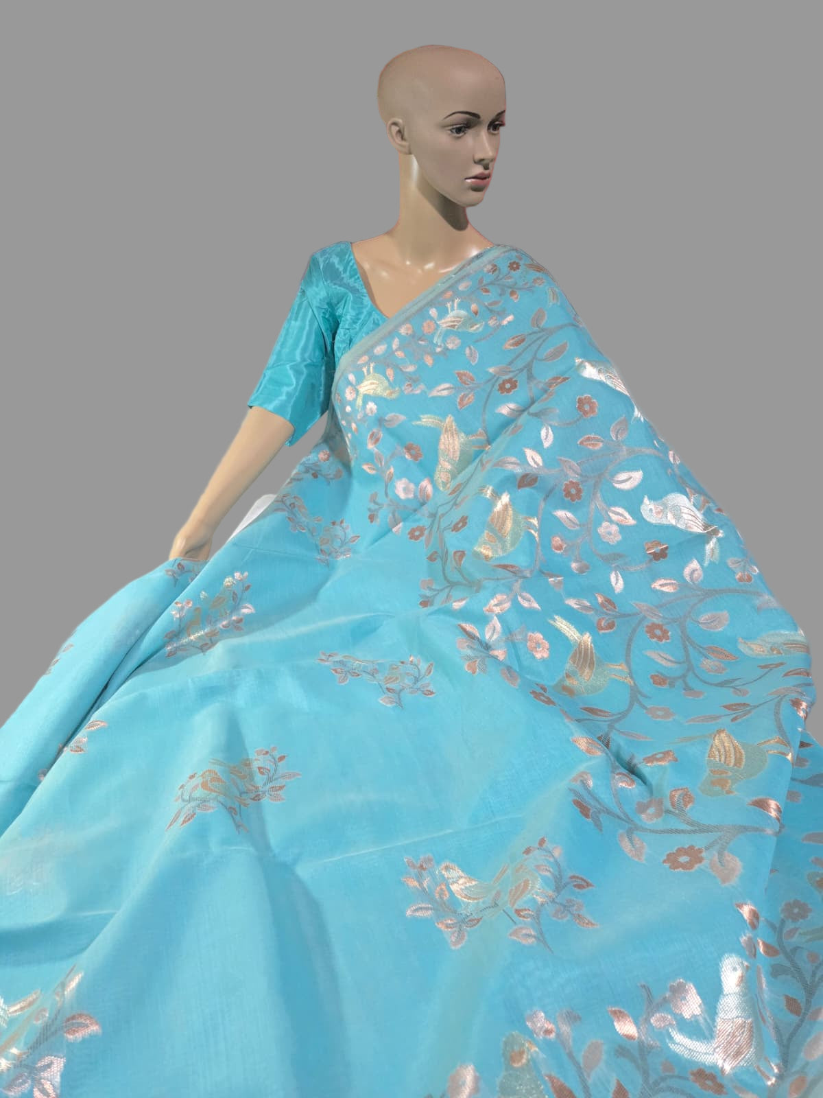 Handloom Khadi Cotton Silk Jamdani Saree – Lightweight & Elegant Traditional Weave Embroidery- Blue
