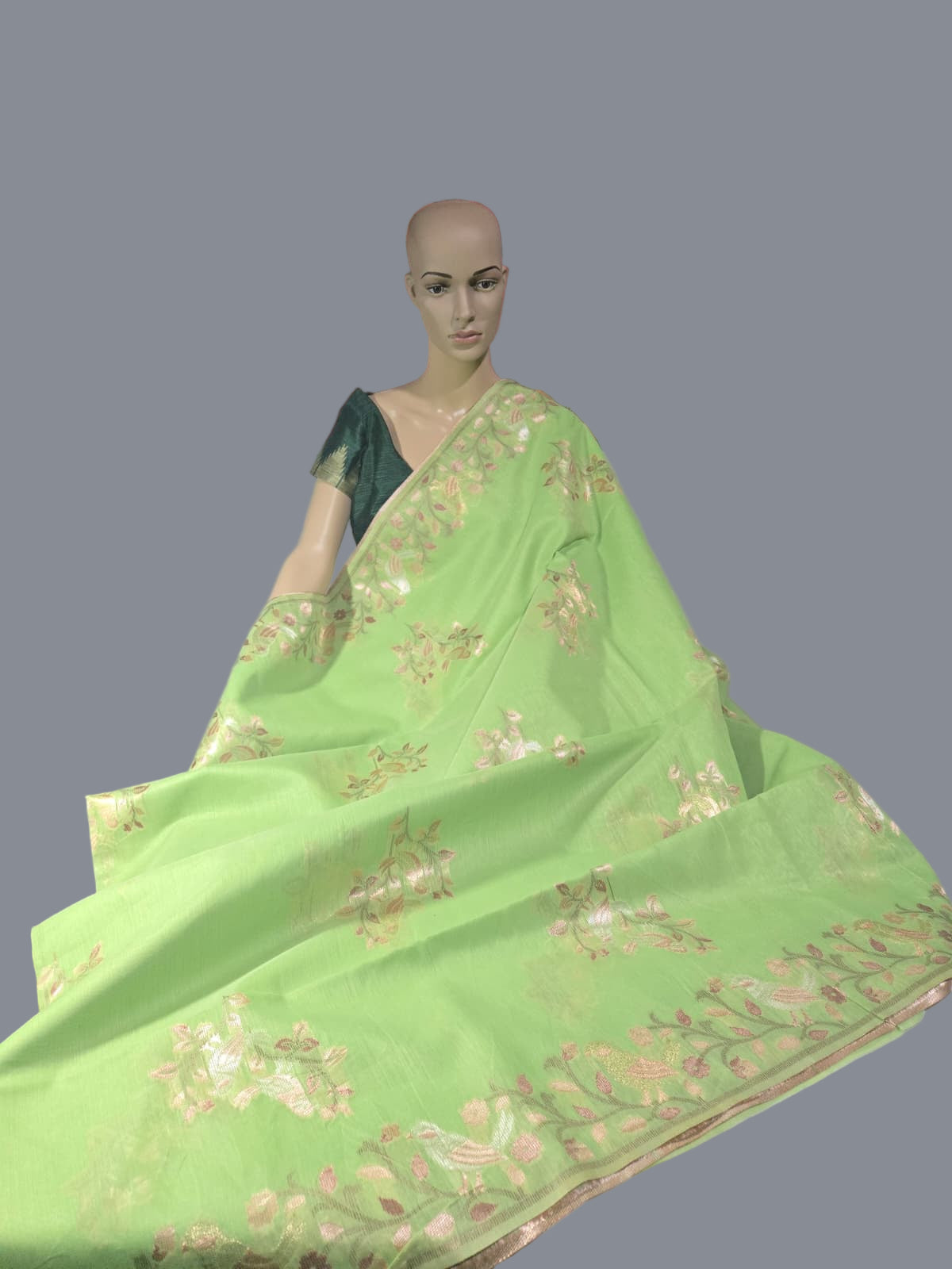 Handloom Khadi Cotton Silk Jamdani Saree – Lightweight & Elegant Traditional Weave Embroidery-Parrot Green