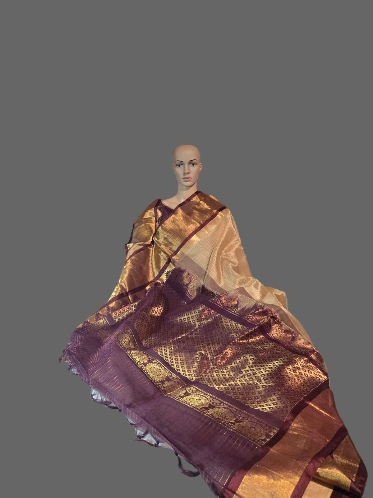 Pattu Pure Silk Handloom Saree in Cream and Red Kasavu Border – Rich Traditional Attire for Festive Occasions