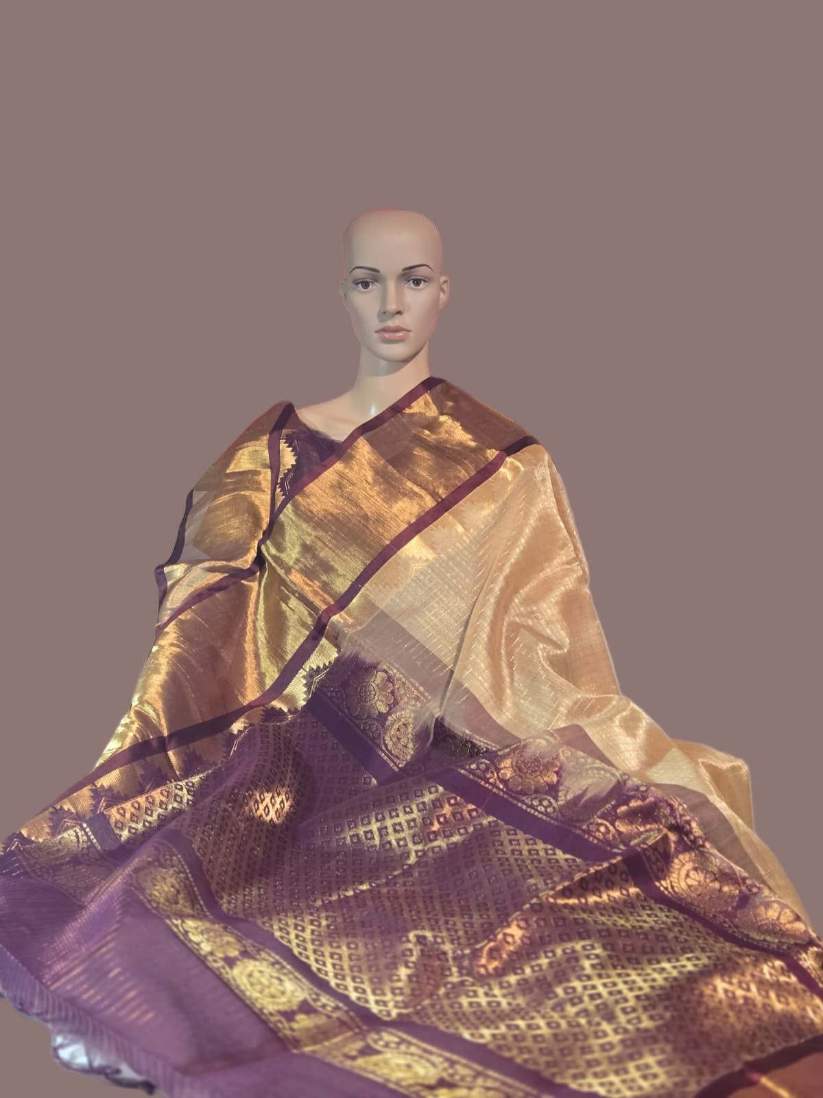 Pattu Pure Silk Handloom Saree in Cream and Red Kasavu Border – Rich Traditional Attire for Festive Occasions