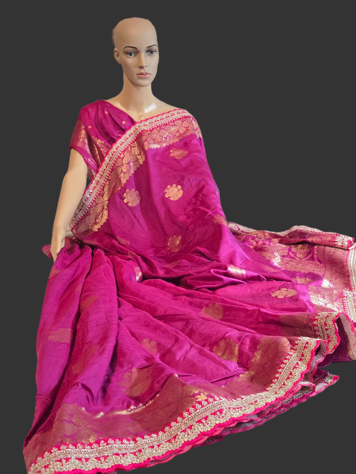Russian Cotton Silk Weaving Saree with Rich Jari Pallu & Scalloped Embroidery Border -Majenta Rani Pink– Buy from USA