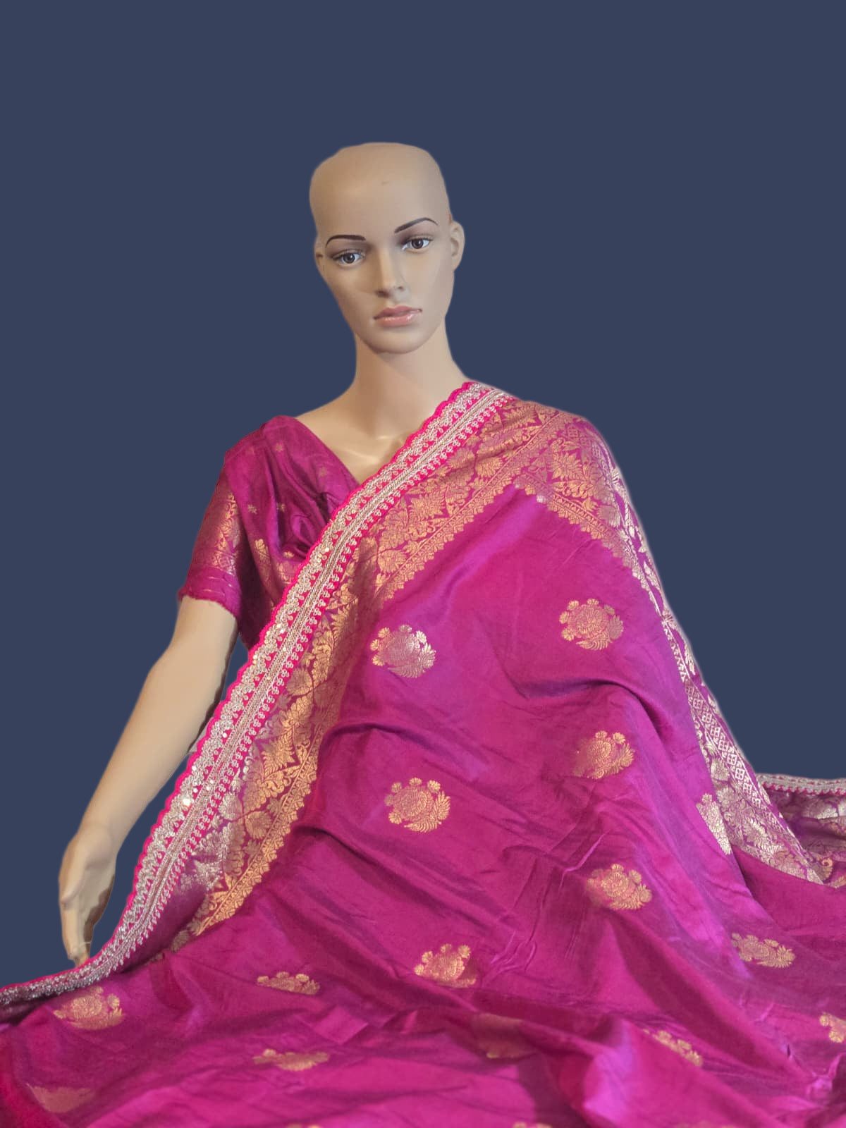 Russian Cotton Silk Weaving Saree with Rich Jari Pallu & Scalloped Embroidery Border -Majenta Rani Pink– Buy from USA