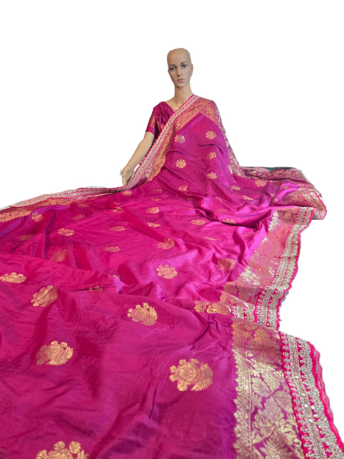 Russian Cotton Silk Weaving Saree with Rich Jari Pallu & Scalloped Embroidery Border -Majenta Rani Pink– Buy from USA