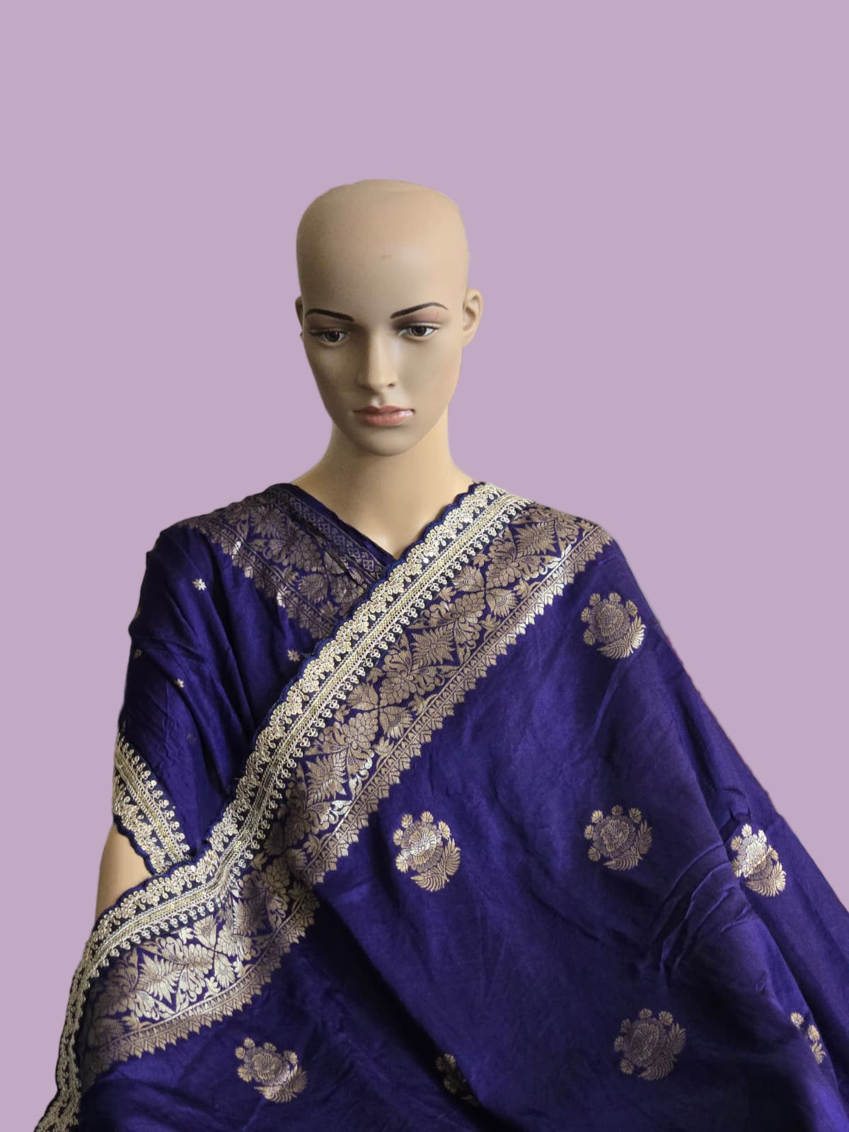 Russian Cotton Silk Weaving Saree with Rich Jari Pallu & Scalloped Embroidery Border - Navy Blue – Buy from USA