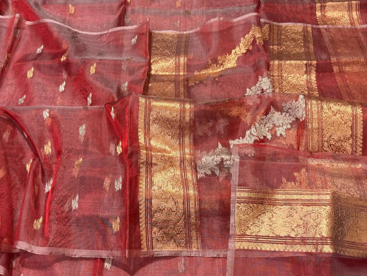 Banarasi Handloom Silk Tissue Saree in Maroon – Elegant and Timeless Tradition