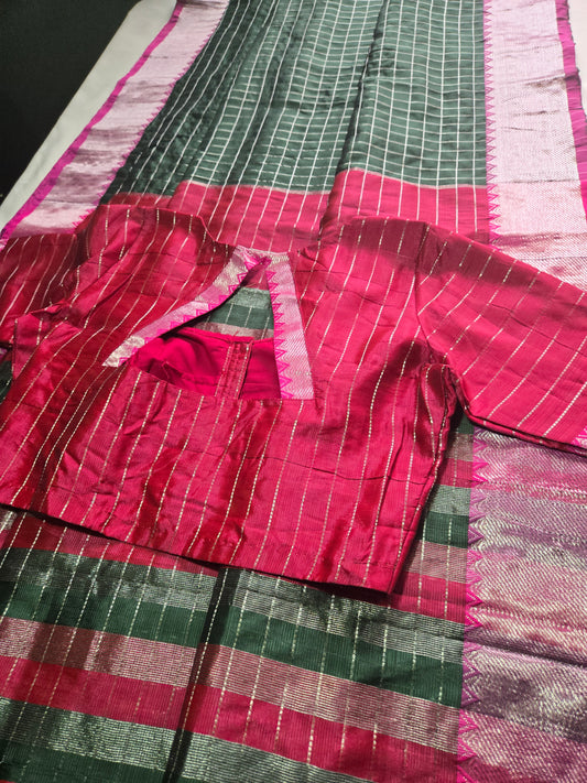 Semi Mangalgiri Silk Check Saree features an elegant allover silver zari checked pattern Bottle Green (Copy)