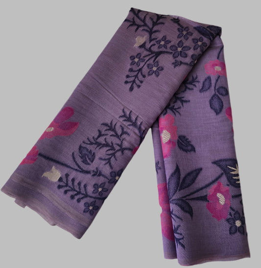 Lavender Munga Cotton Saree with Thread Woven Buttas – Lightweight & Elegant