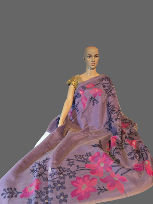 Lavender Munga Cotton Saree with Thread Woven Buttas – Lightweight & Elegant