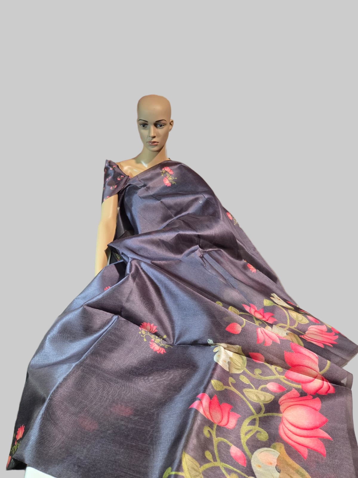 Tussar Silk Saree with Lotus Print & Matching Blouse Piece – USA Shipping Cream Color Grey