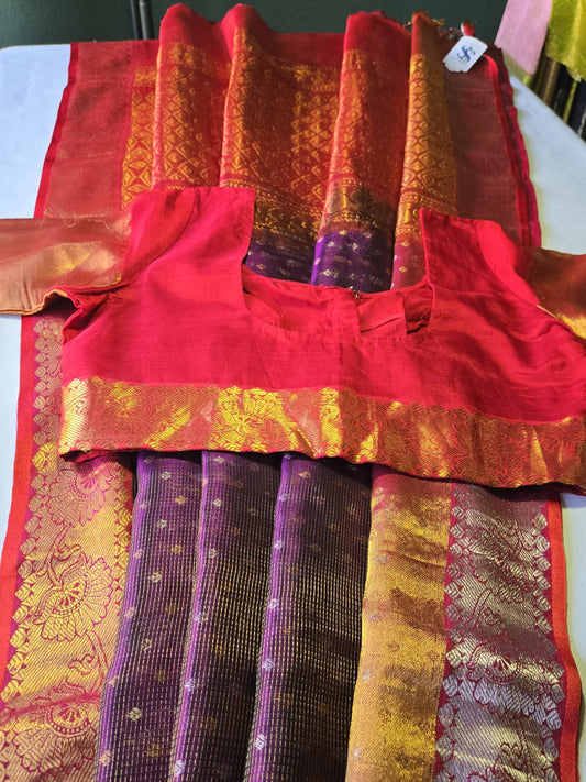Pure Venkatagiri Handloom Silk Saree with Stitched Blouse Dual tone buy from USA in Dark Wine with Red Kasavu Border – Rich Traditional Attire for Festive Occasions