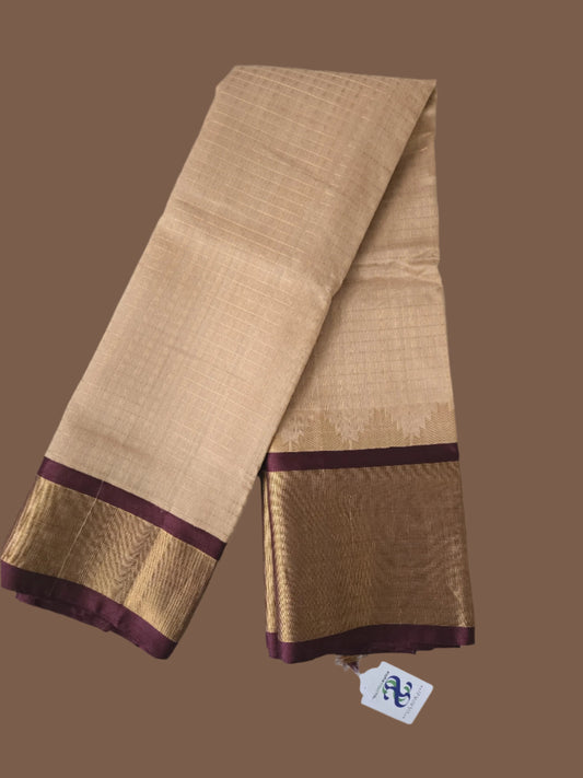 Pattu Pure Silk Handloom Saree in Cream and Red Kasavu Border – Rich Traditional Attire for Festive Occasions