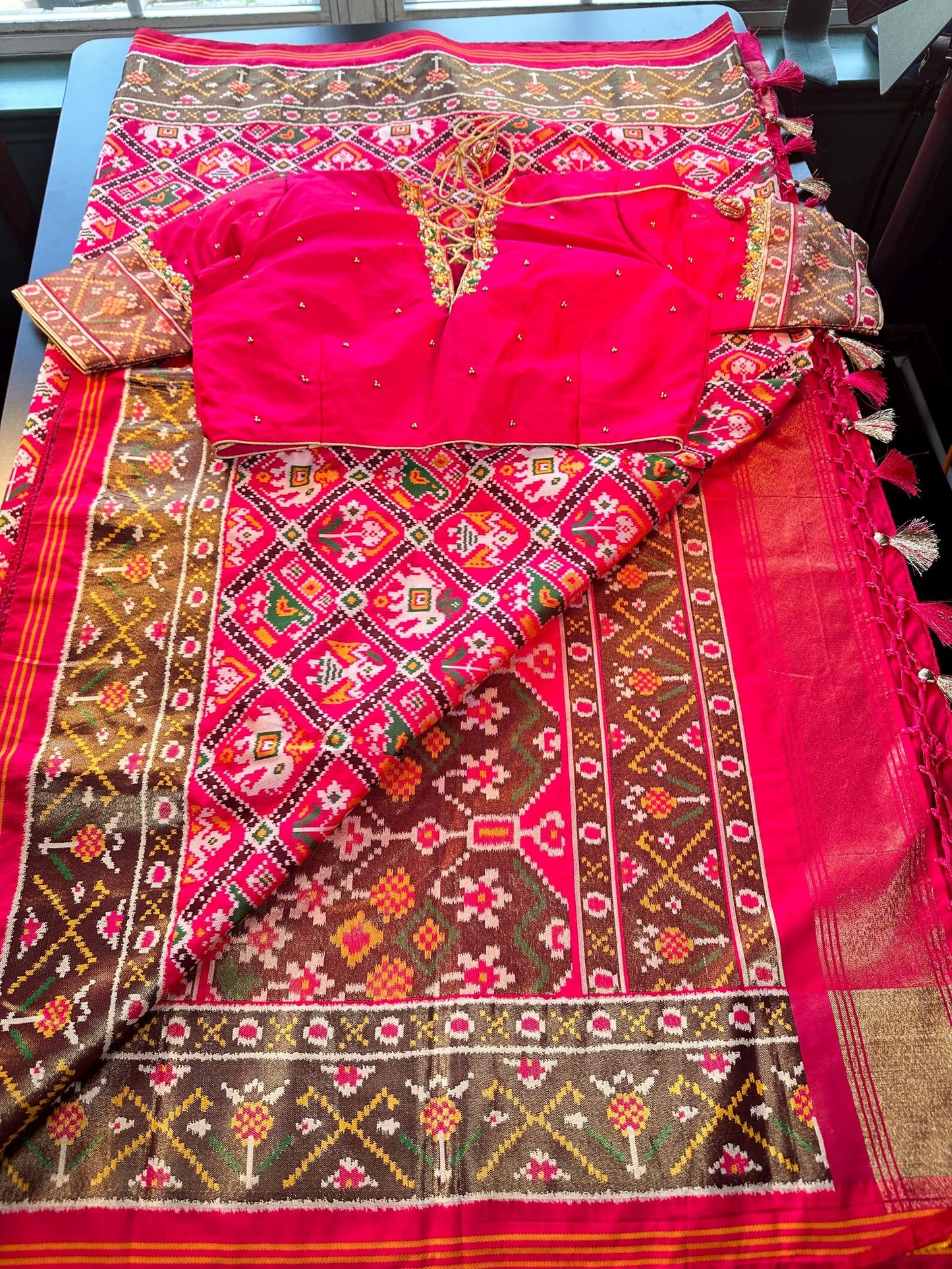 Patan Patola Soft Silk Weaving Saree Rani Pink | Authentic Handloom Indian Wedding Festive Wear with Stitched Blouse | Party Wear | Stitched Blouse