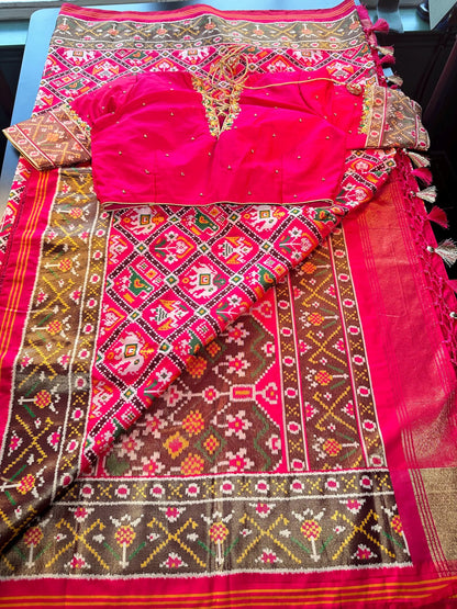 Patan Patola Soft Silk Weaving Saree Rani Pink | Authentic Handloom Indian Wedding Festive Wear with Stitched Blouse | Party Wear | Stitched Blouse