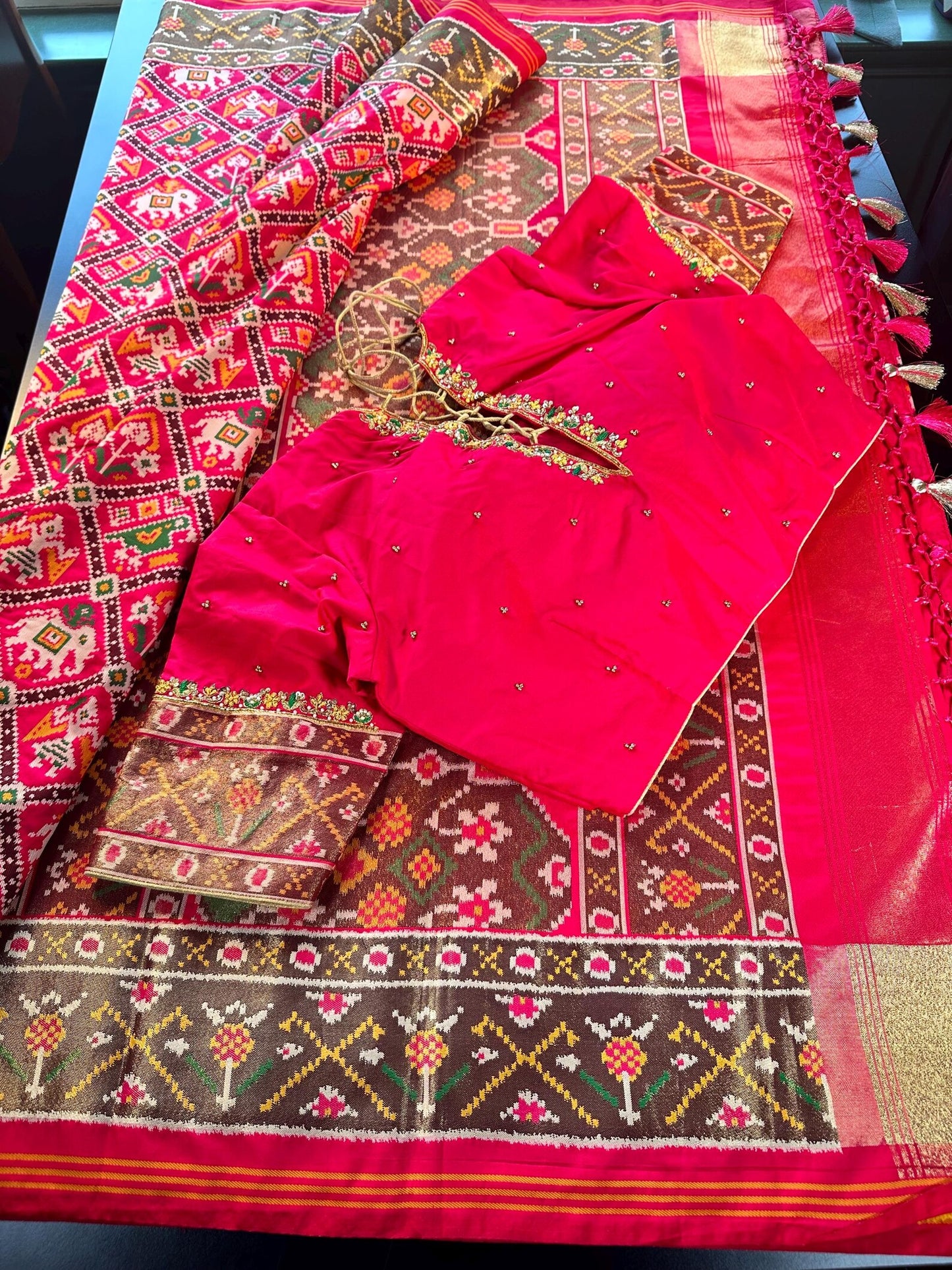 Patan Patola Soft Silk Weaving Saree Rani Pink | Authentic Handloom Indian Wedding Festive Wear with Stitched Blouse | Party Wear | Stitched Blouse