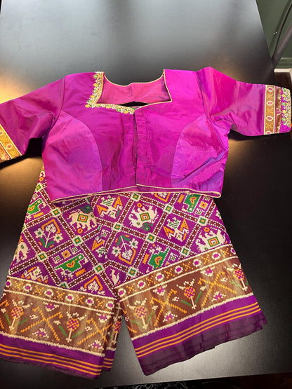 Patan Patola Soft Silk Weaving Saree Purple  | Authentic Handloom Indian Wedding Festive Wear with Stitched Blouse | Party Wear | Stitched Blouse (Copy)