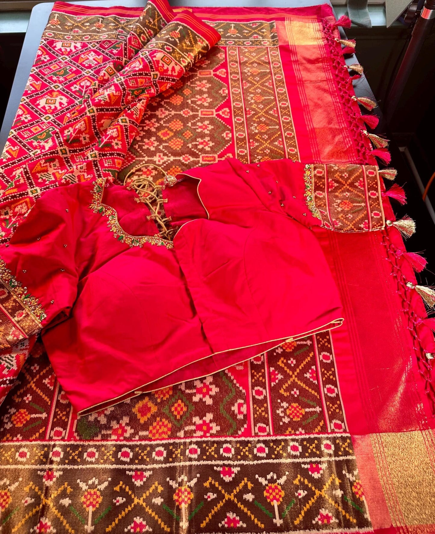 Patan Patola Soft Silk Weaving Saree Rani Pink | Authentic Handloom Indian Wedding Festive Wear with Stitched Blouse | Party Wear | Stitched Blouse