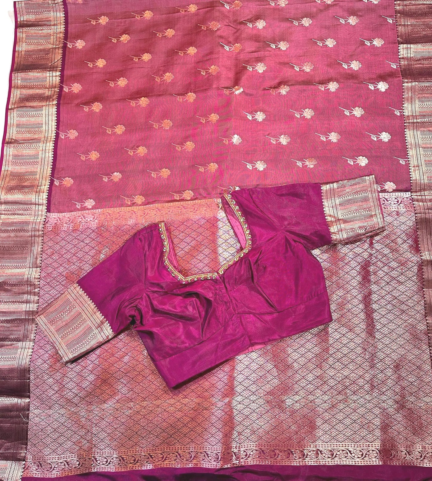 Handloom Pure Kanjivaram Silk Saree with stitched blouse
