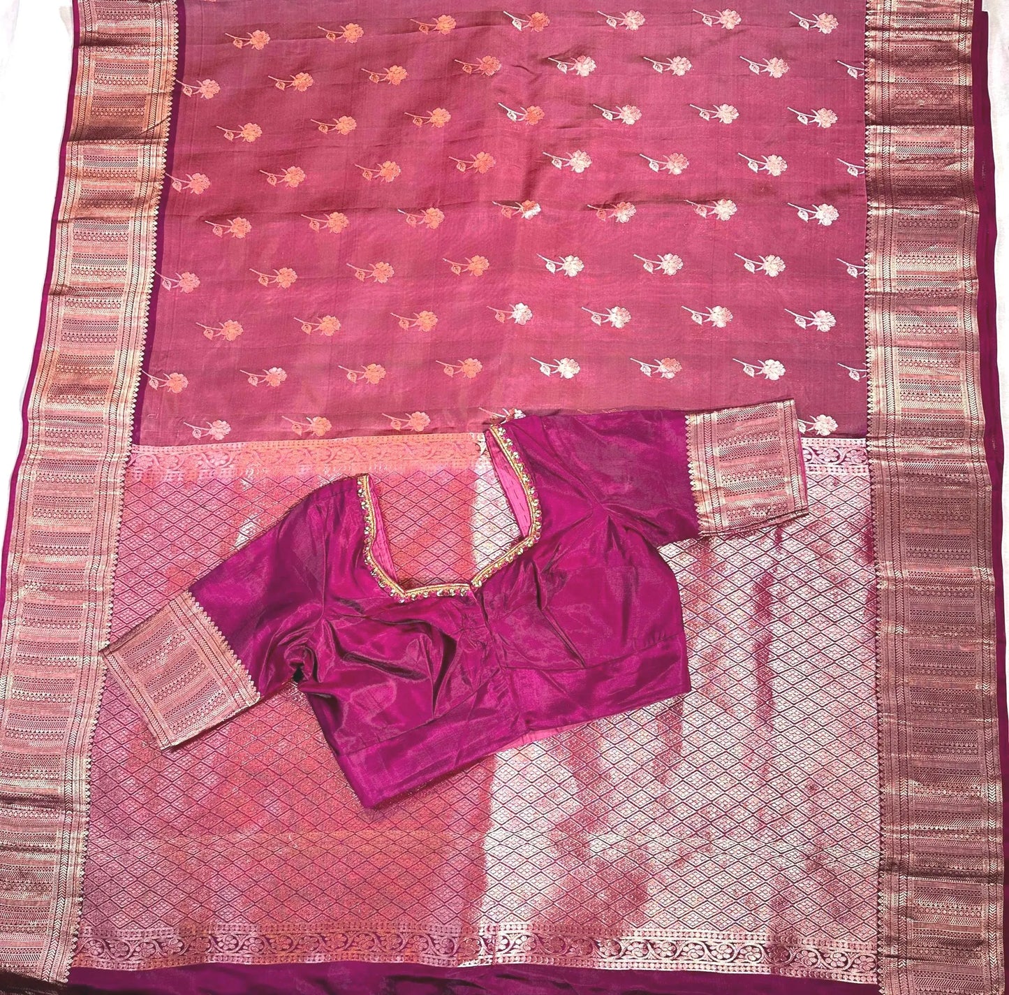 Handloom Pure Kanjivaram Silk Saree with stitched blouse
