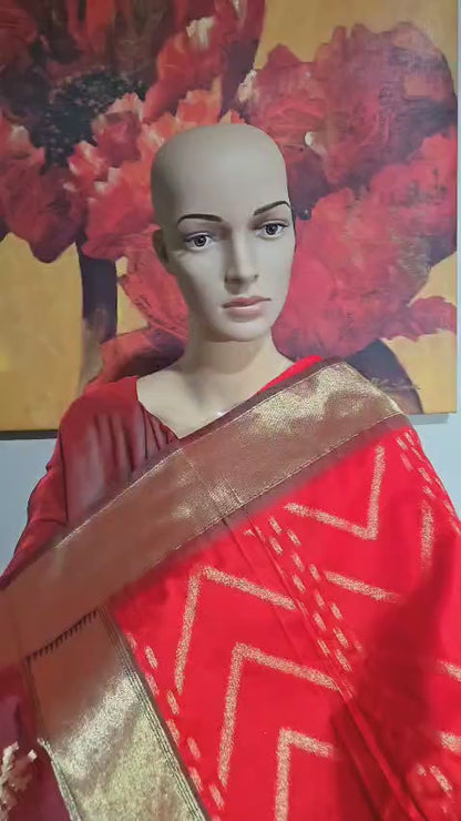 Soft Silk Saree Zari Design Weaving Pallu – Ships from USA – Traditional Silk Saree for Weddings & Festivals- Red Saree