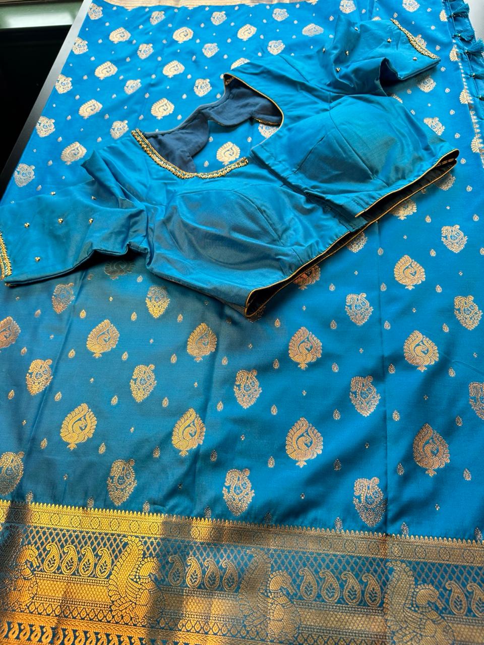 Premium Kanjivaram Saree Wedding Saree with Maggam Work Blouse Ready-to-wear Blue Saree Shipping from USA